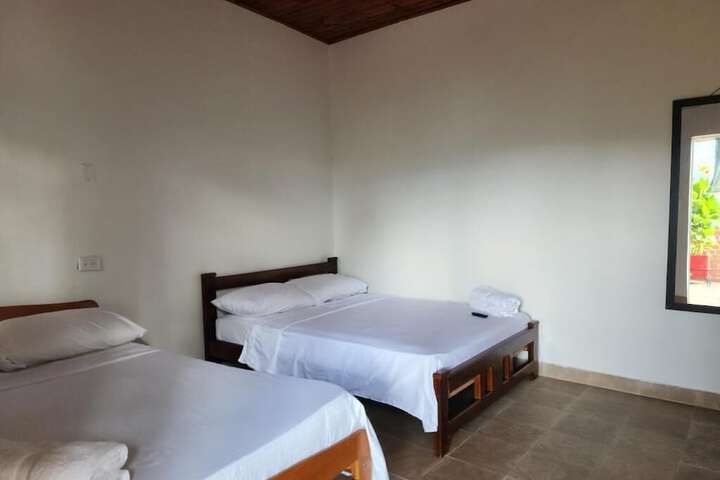 Room 6 of 21