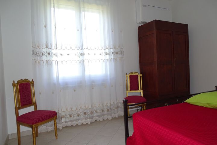Room 19 of 116