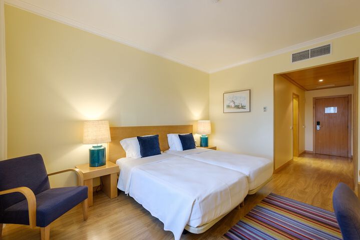 Room 18 of 46