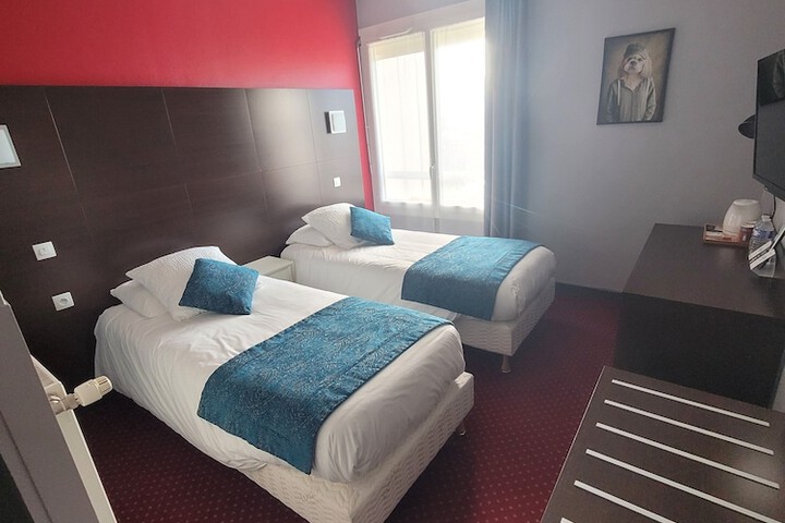Room 5 of 45