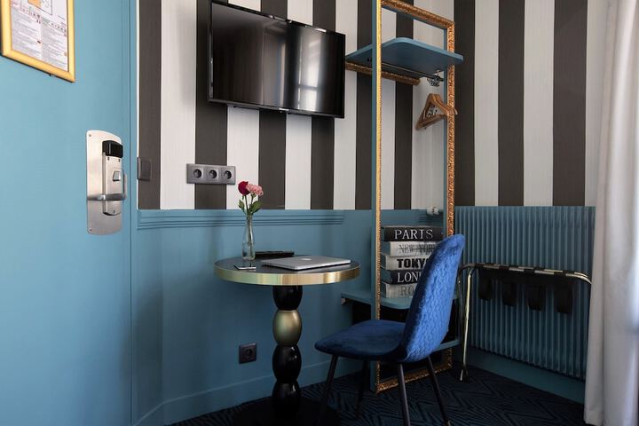 Room 18 of 52
