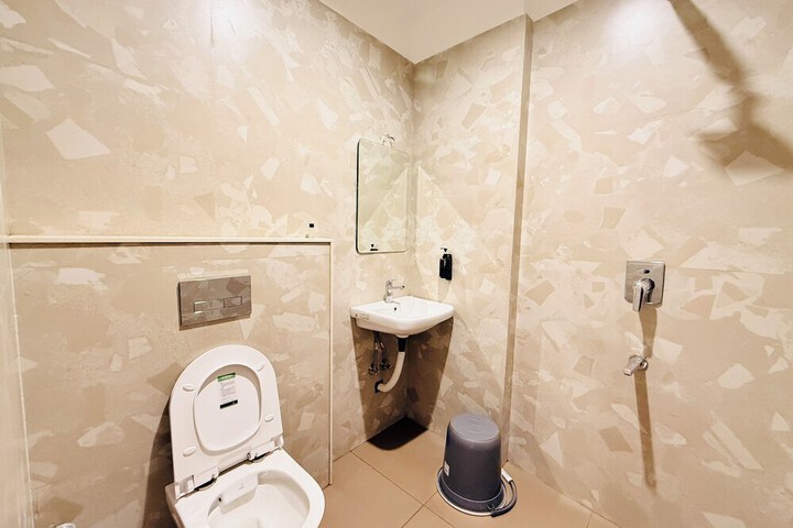 Room 54 of 84