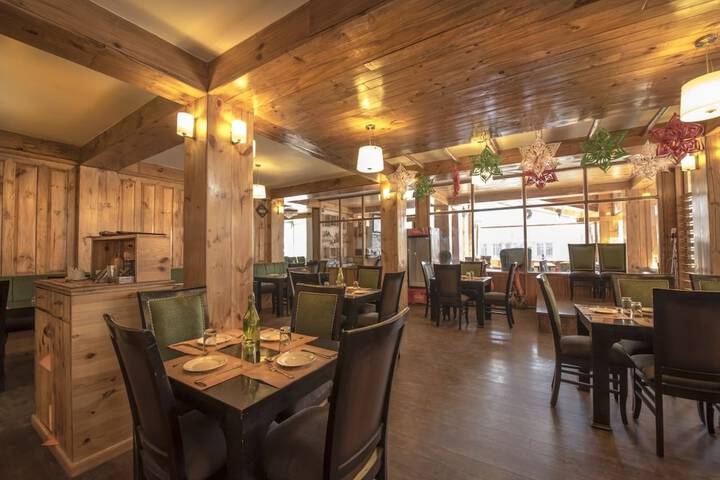 Whispering Inn by Vivaan