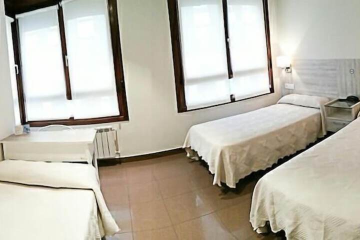 Room 10 of 28