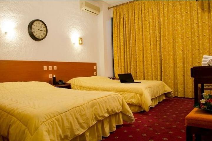 Oscar Hotel