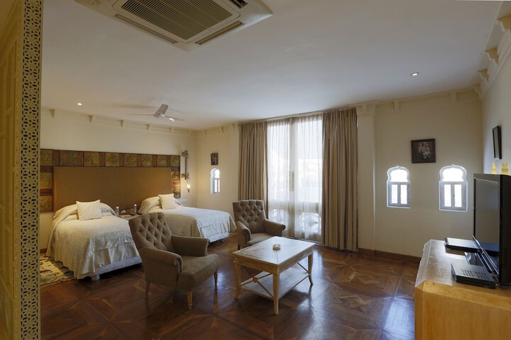 Room 29 of 140