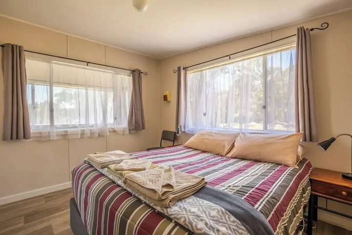 Room 4 of 20