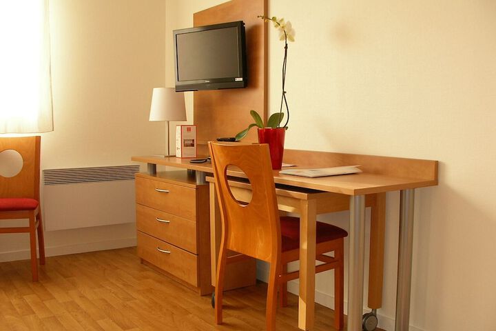 Room 17 of 23