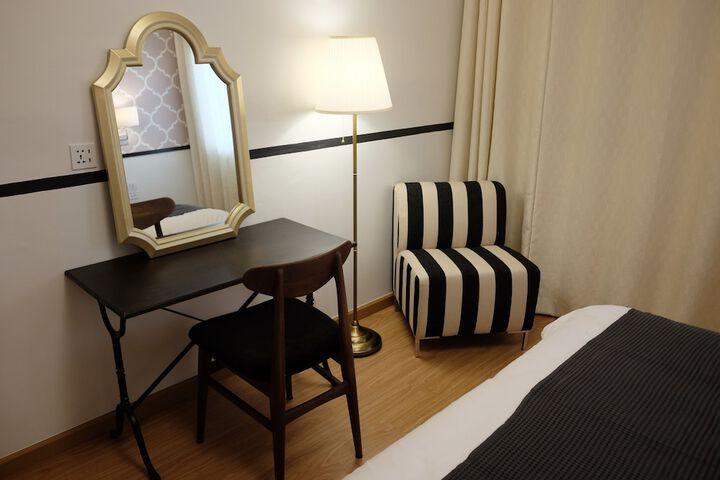 Room 18 of 56