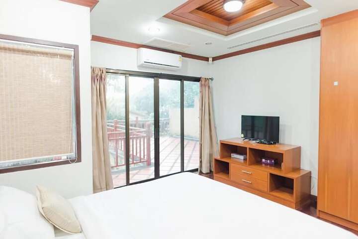 Room 18 of 60