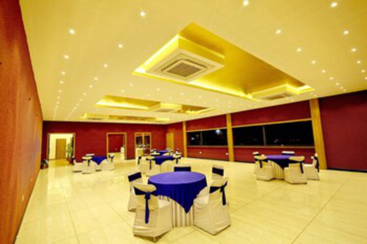 Ballroom/Hall 6 of 30