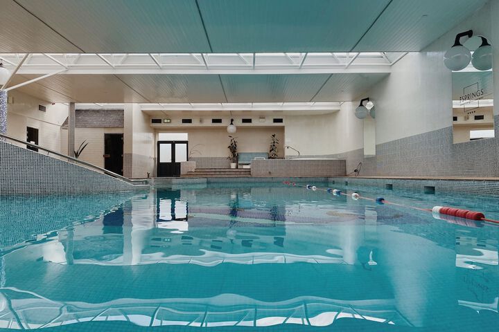 Pool 20 of 79