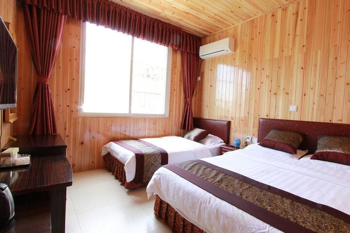 Room 8 of 30