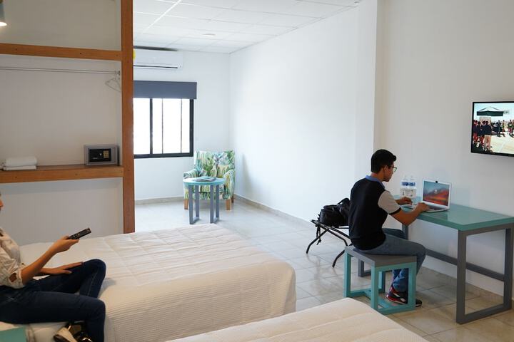 Room 22 of 48