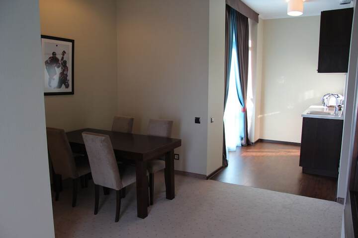 Room 21 of 81