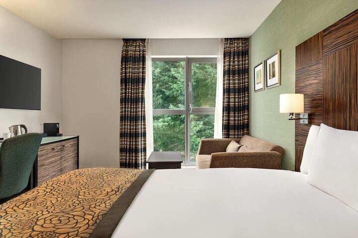 Room 15 of 73