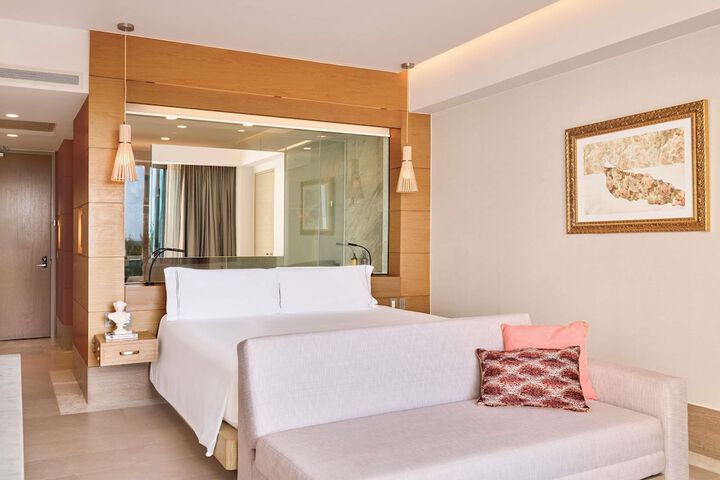 Room 45 of 171