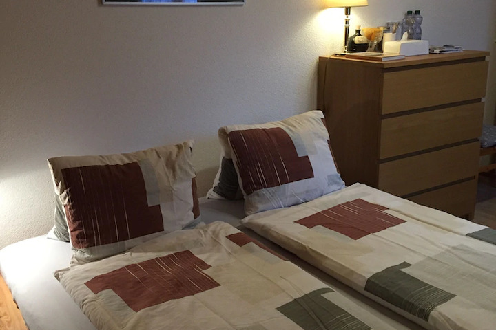 Room 3 of 5