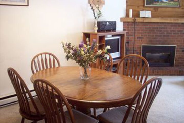 Room 5 of 11