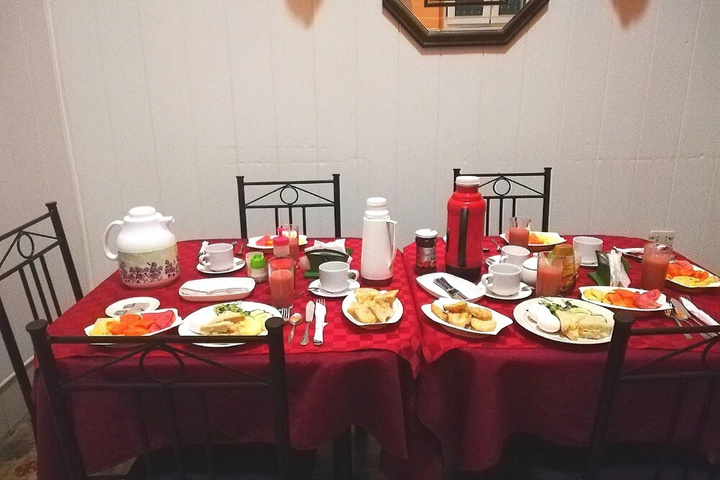 Dining 19 of 19