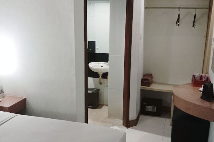Room 29 of 67