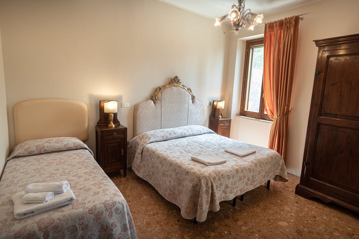 Room 26 of 59