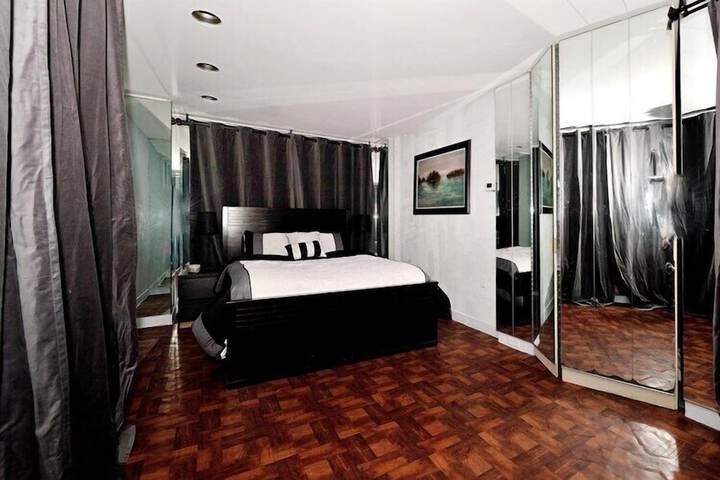 Room 55 of 324