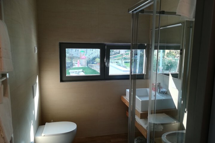 Room 49 of 81
