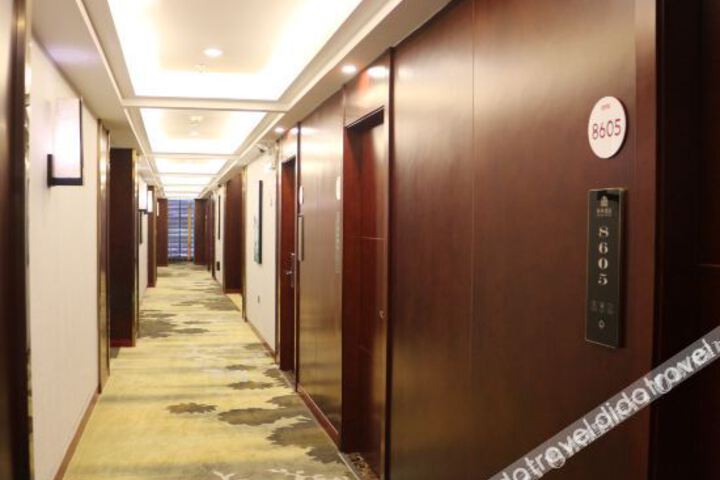 Hotel Interior 11 of 35