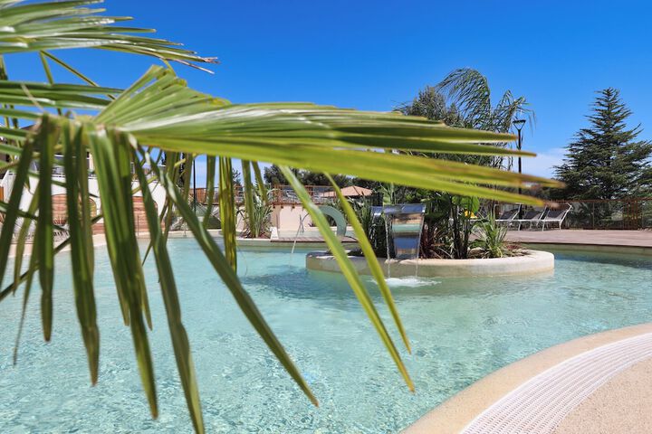 Pool 19 of 55