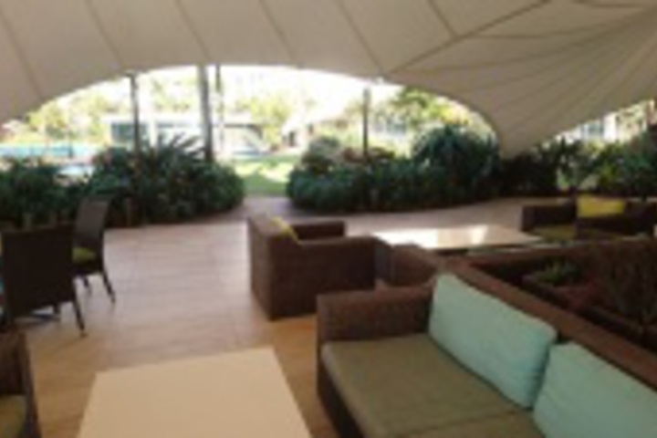Hotel Exterior 42 of 324