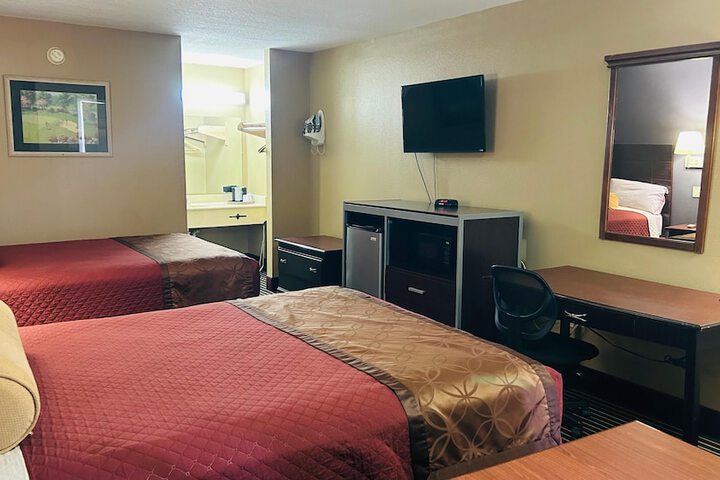 Room 5 of 25
