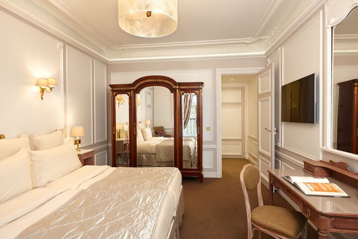 Room 45 of 234