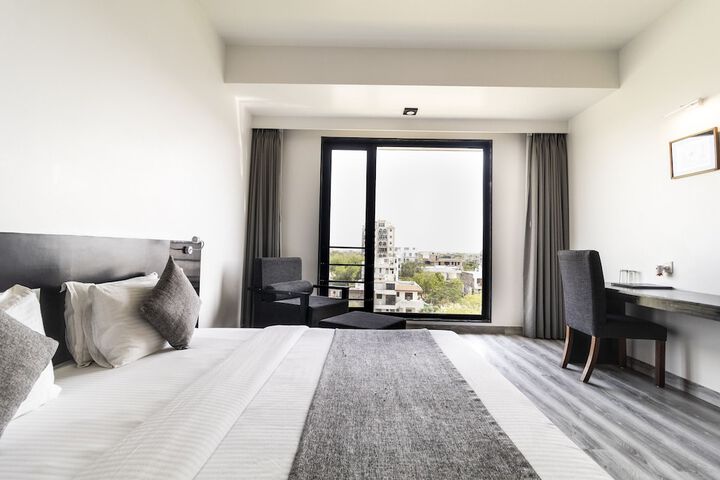 Room 16 of 47