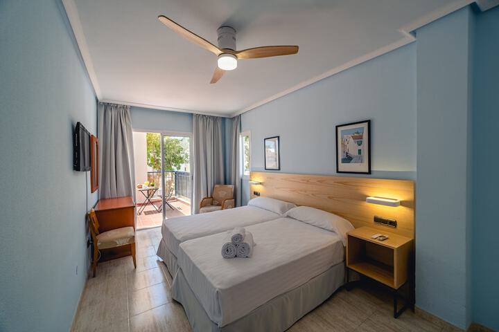 Room 8 of 26