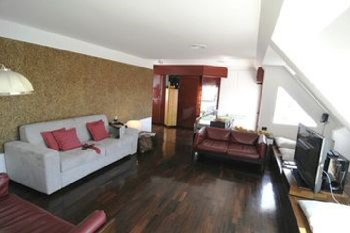 Room 69 of 71