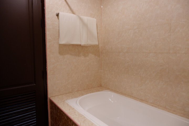 Room 11 of 226
