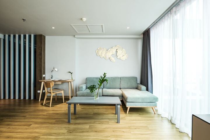 Room 15 of 157