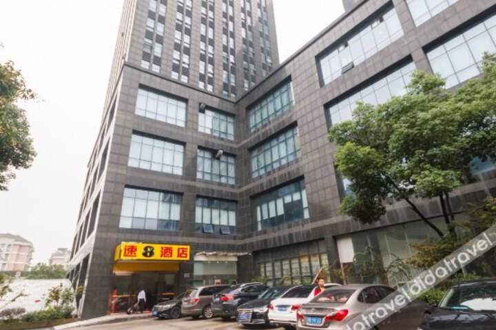Hanting Express Hangzhou Linping Renmin Avenue