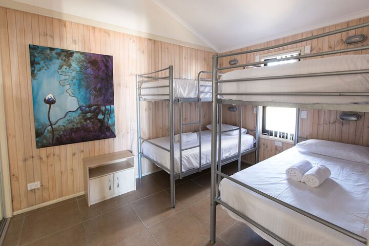 Room 22 of 95