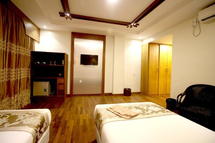 Room 6 of 60