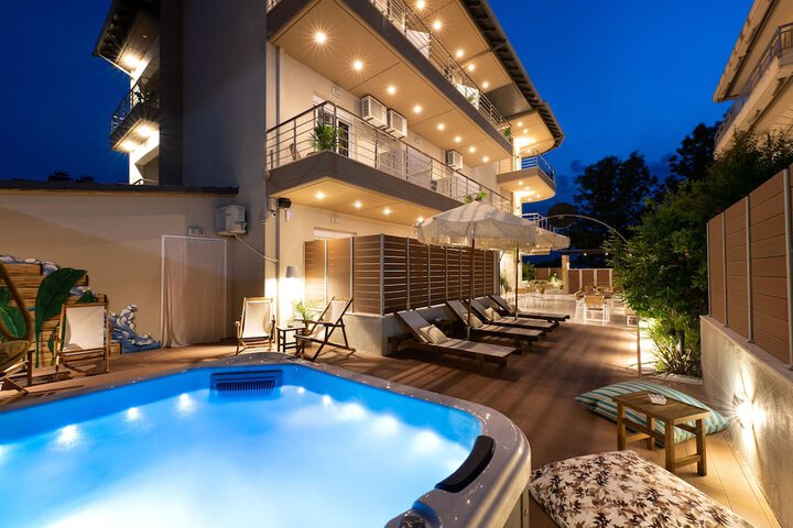 ELLE Rooms &  Suites in Katerini