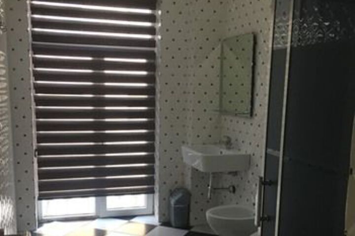 Room 13 of 52