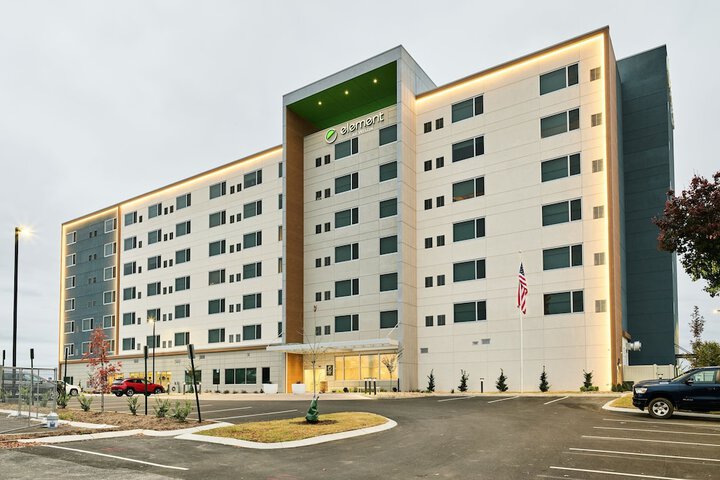 Hotel 43 of 44