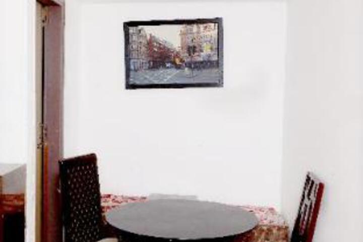 Room 11 of 21
