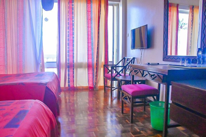 Room 15 of 43