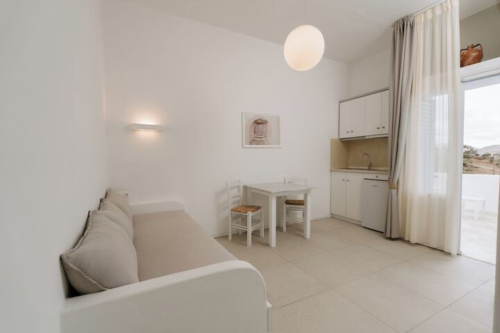 Room 25 of 151