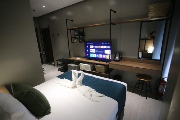 Room 18 of 64