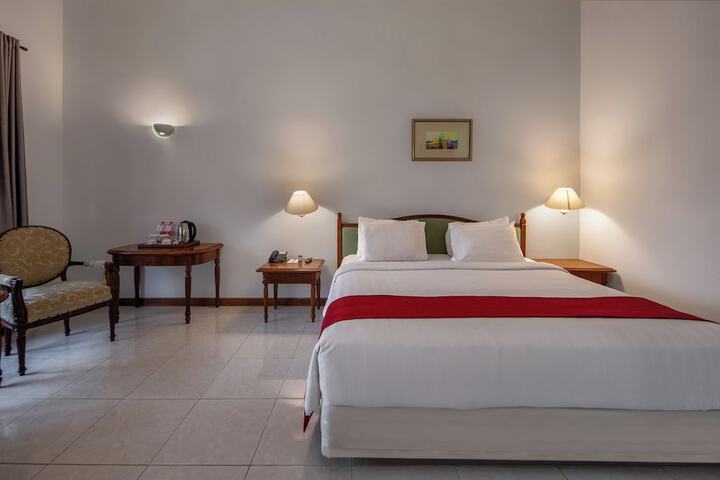 Room 8 of 29