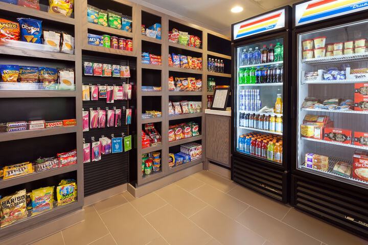 Snack bar